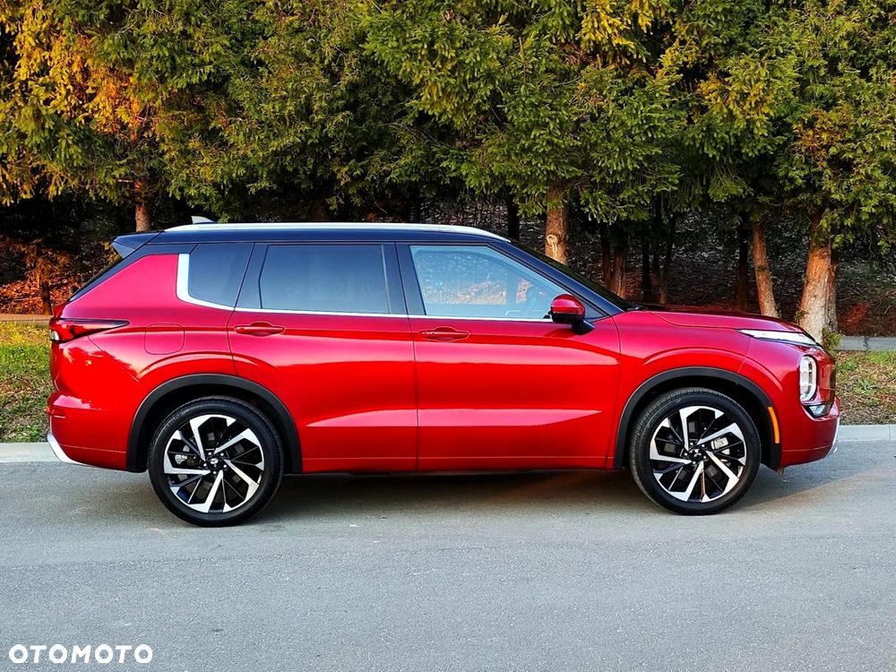 Mitsubishi Outlander - 7