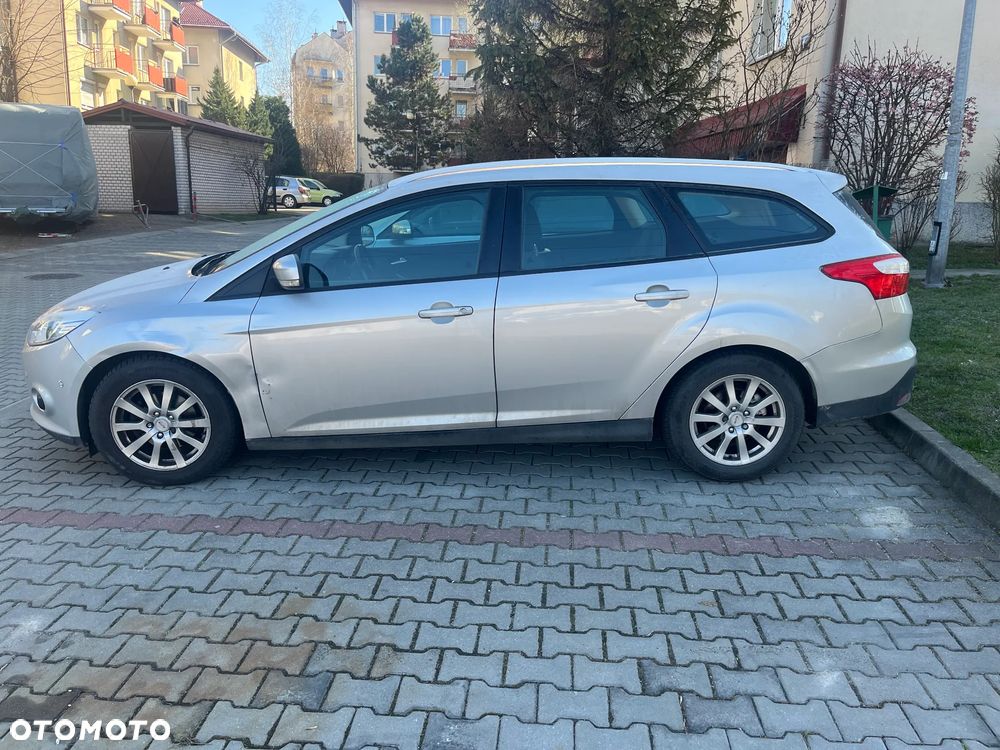 Ford Focus - 8
