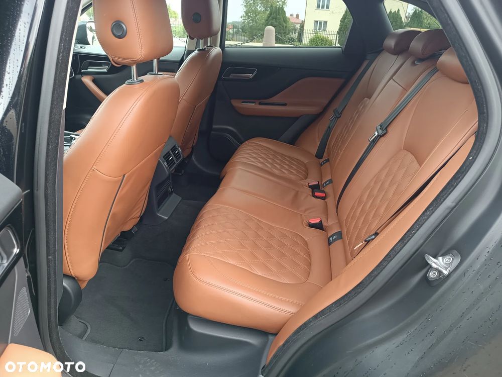 Jaguar F-Pace 2.0 i4D AWD Prestige - 15