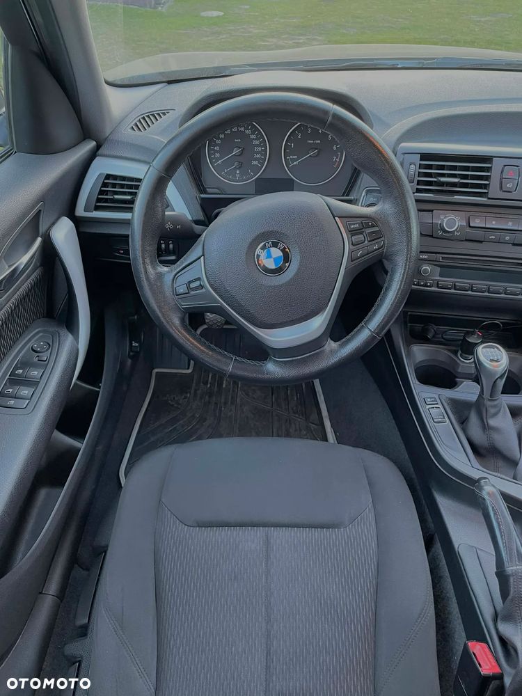 BMW Seria 1 116i - 16