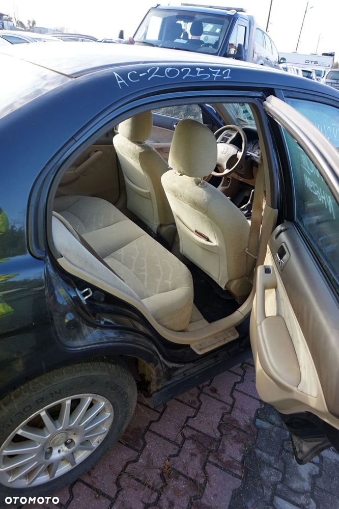 HONDA CIVIC VII LIFT SEDAN 2005 NH629M 1.6 16V D16V1 110KM SZARY na części - 15