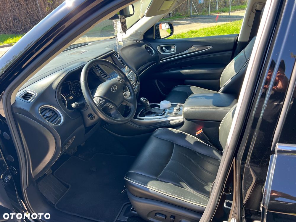 Infiniti Q60 - 27
