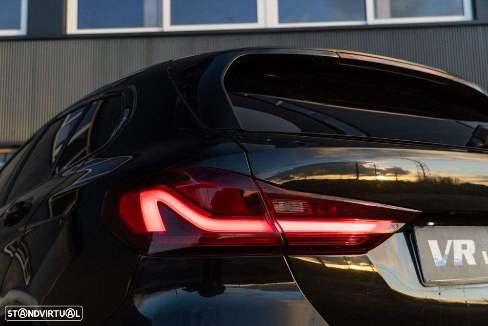 BMW 116 d Pack 50 anos M Auto - 22