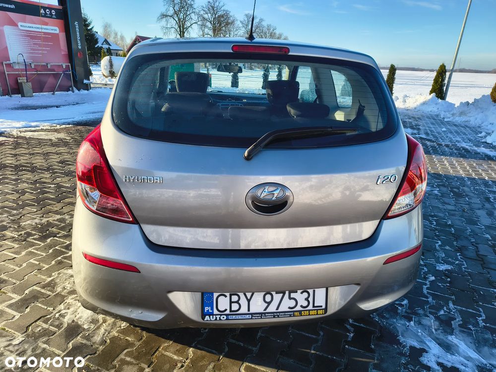 Hyundai i20 - 8