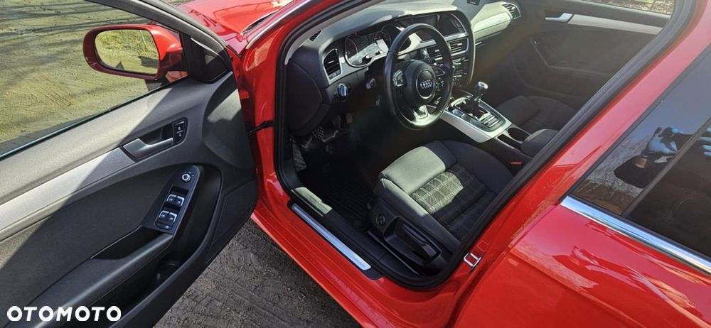 Audi A4 Avant 2.0 TDI Quattro - 13