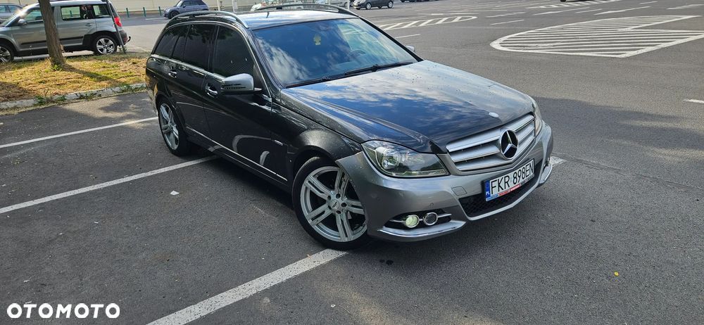 Mercedes-Benz Klasa C 220 CDI DPF Automatik BlueEFFICIENCY Avantgarde - 7
