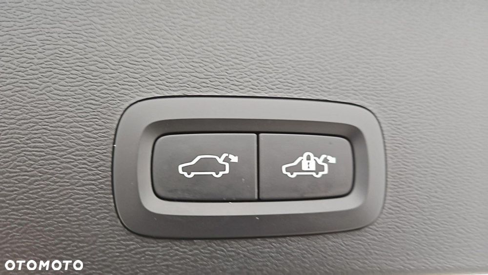 Volvo XC 40 73kWh P6 Recharge Plus - 24