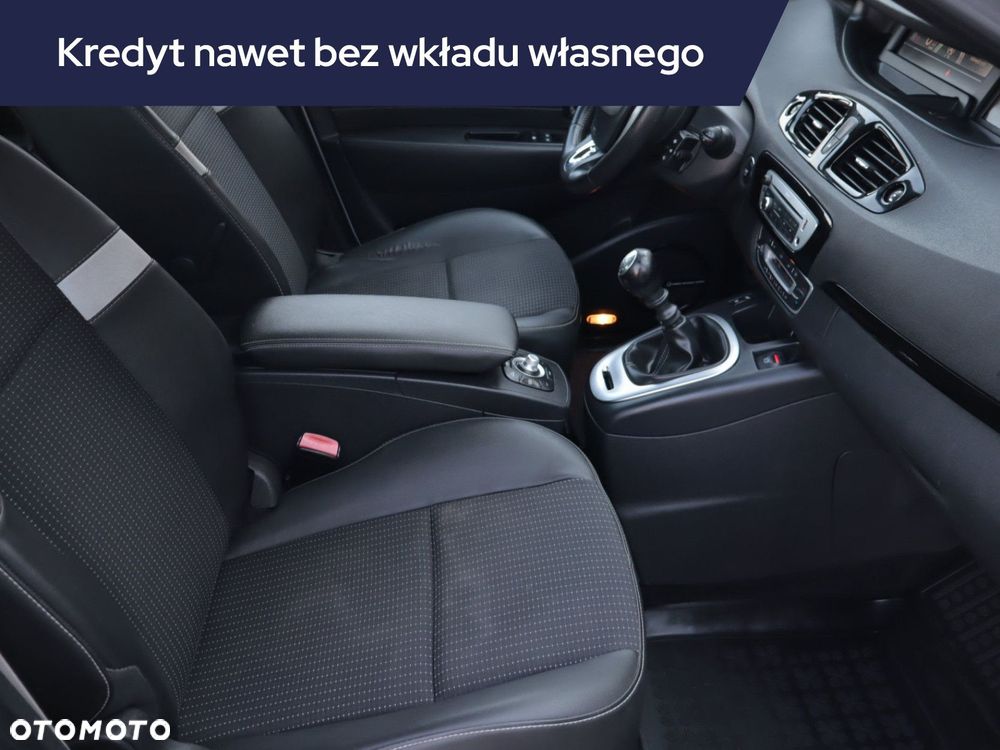 Renault Scenic - 11