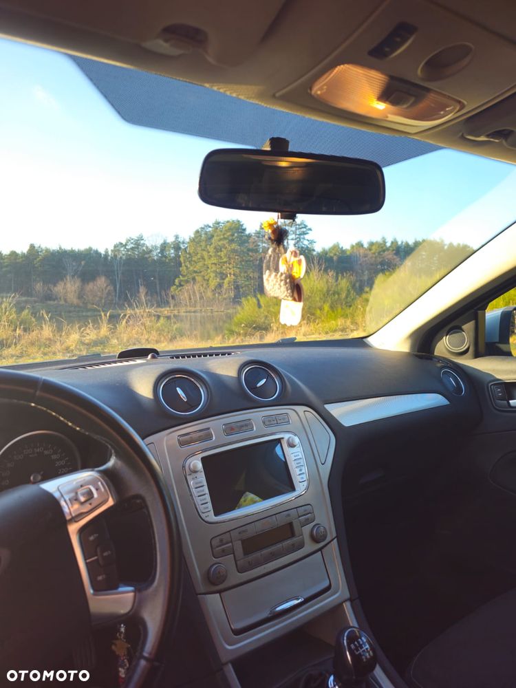 Ford Mondeo 2.0 TDCi Trend - 19