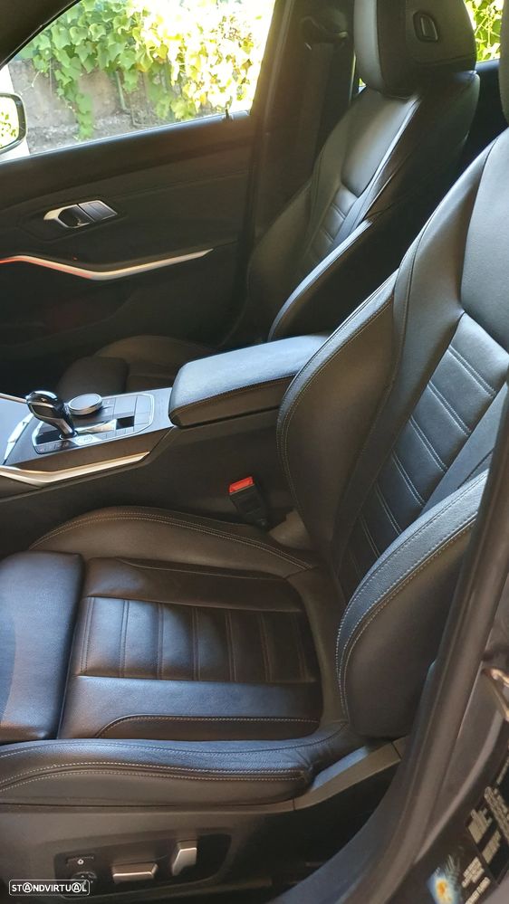 BMW 320 d Line Luxury Auto - 13