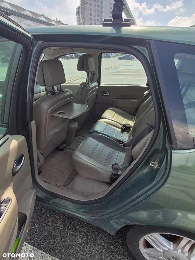 Renault Scenic 1.6 Confort Privilege - 16