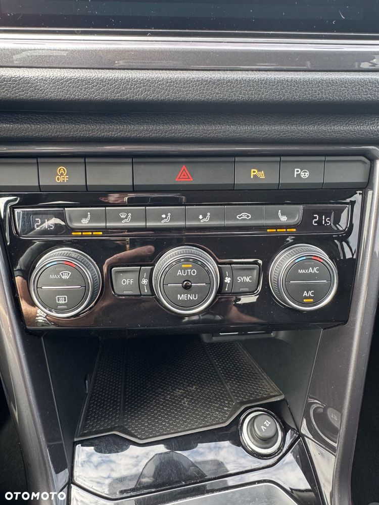 Volkswagen T-Roc 1.0 TSI IQ Drive - 27