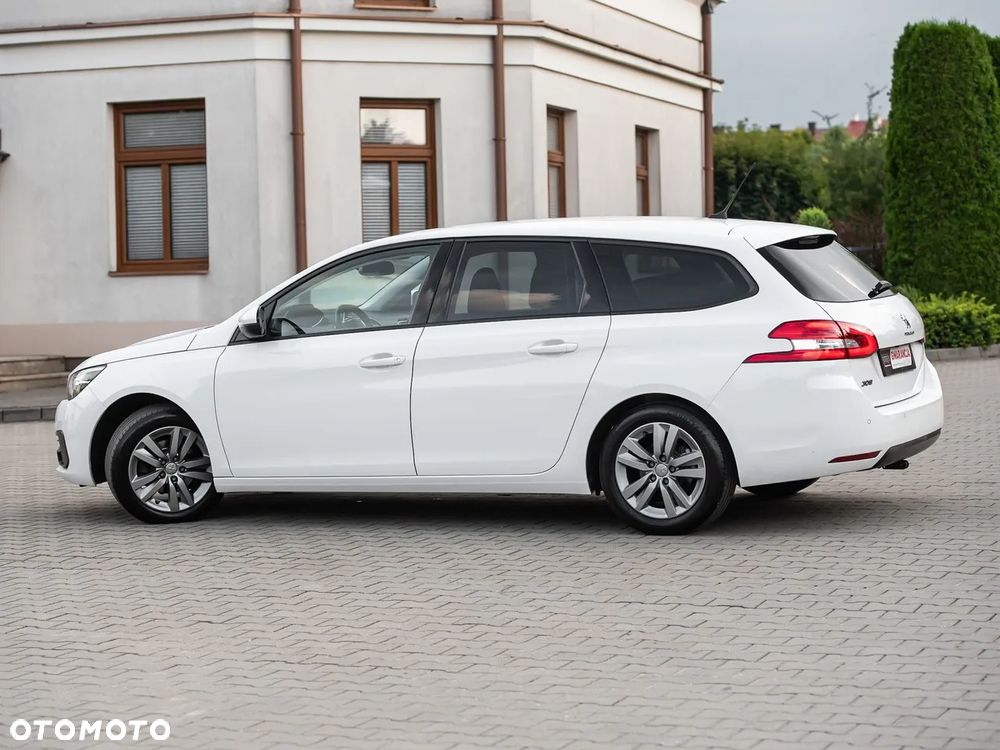 Peugeot 308 BlueHDi 130 Stop & Start Active Business-Paket - 11