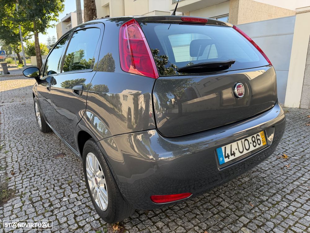Fiat Punto 1.2 Lounge S&S - 2