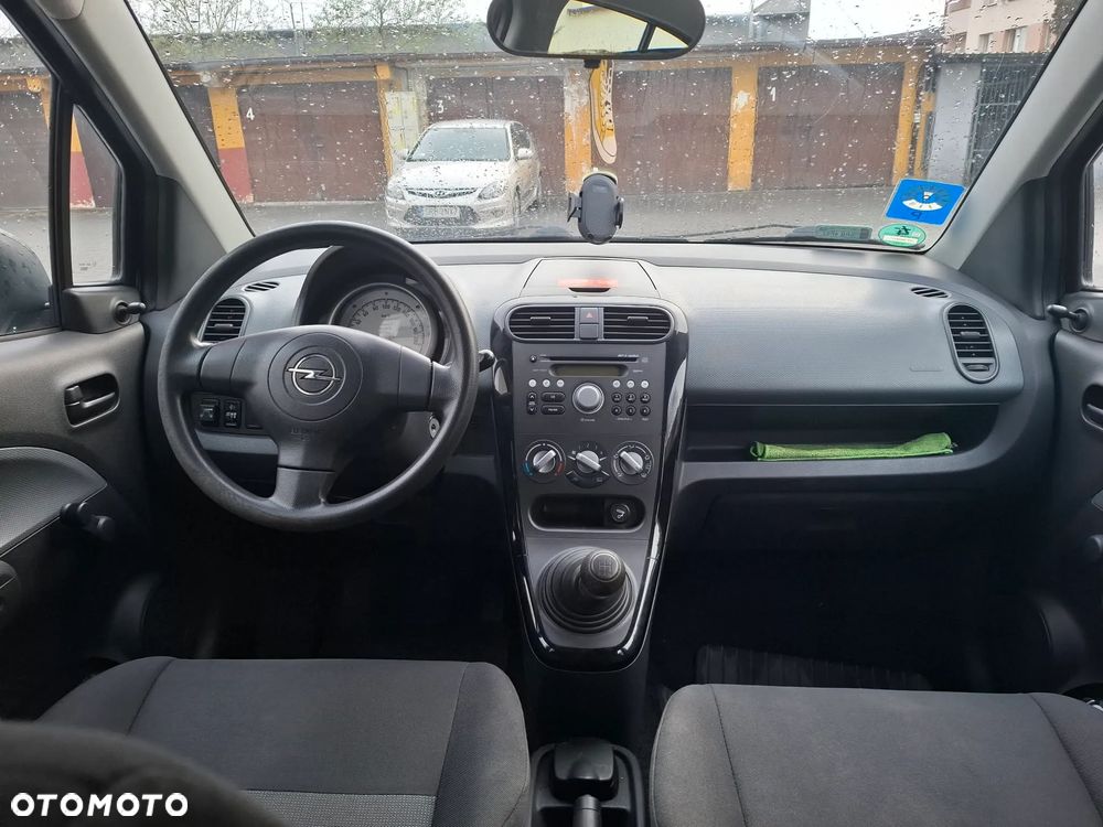 Opel Agila 1.0 - 7