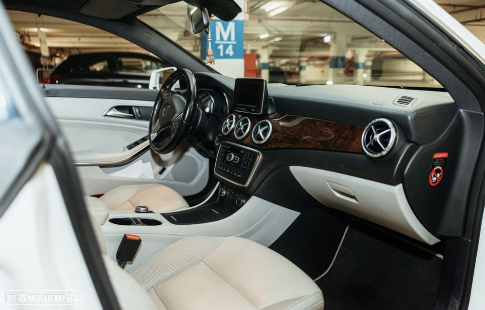 Mercedes-Benz CLA 220 CDi AMG Line Aut. - 4
