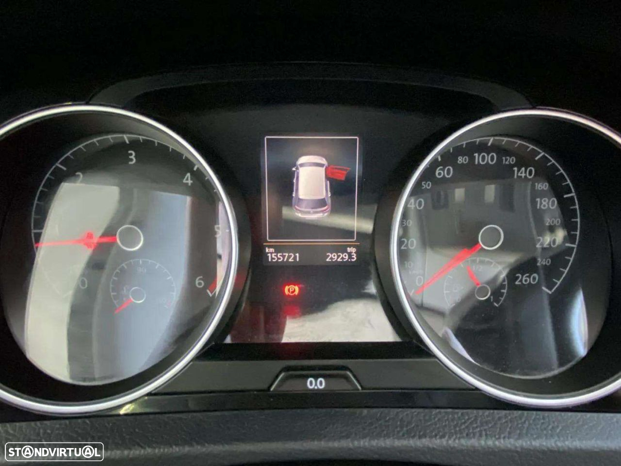 VW Golf 1.6 TDi Highline - 9