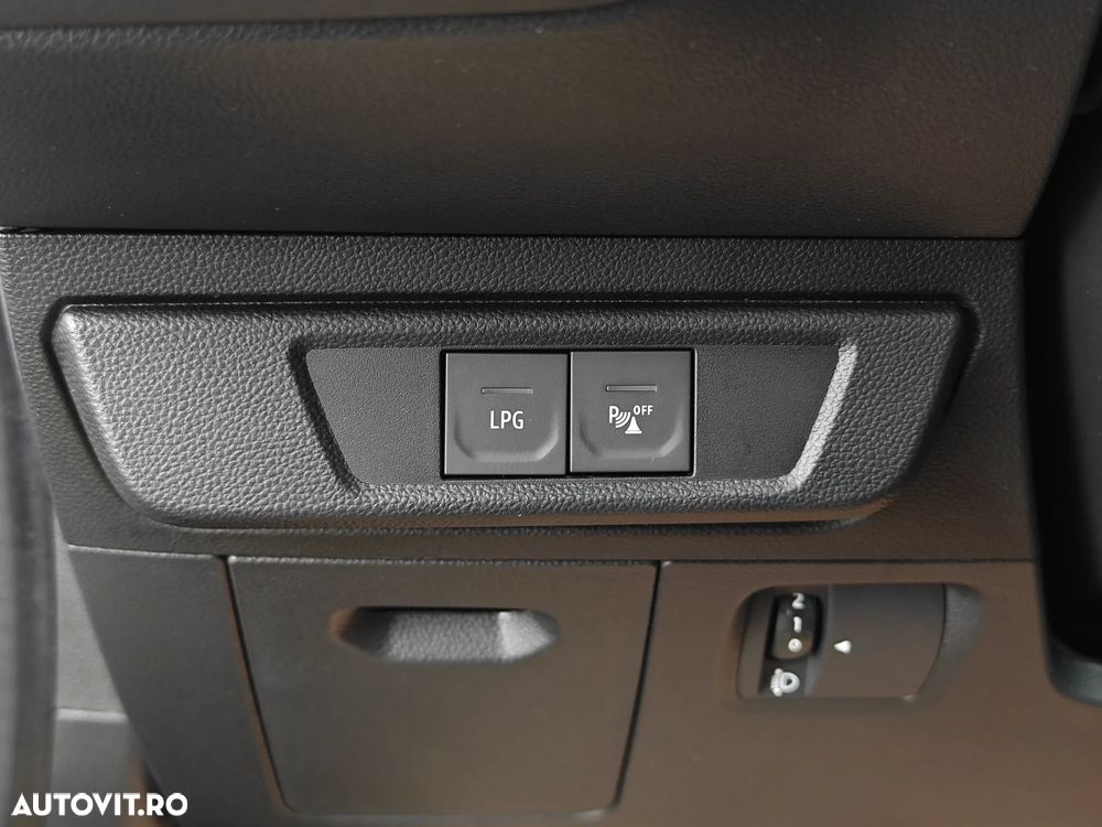 Dacia Sandero Stepway ECO-G 100 MT6 Comfort - 12