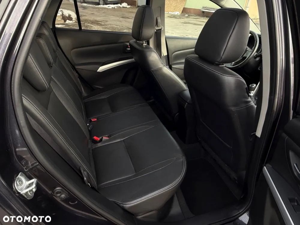 Suzuki SX4 S-Cross 1.6 DDiS 4x4 limited+ - 8