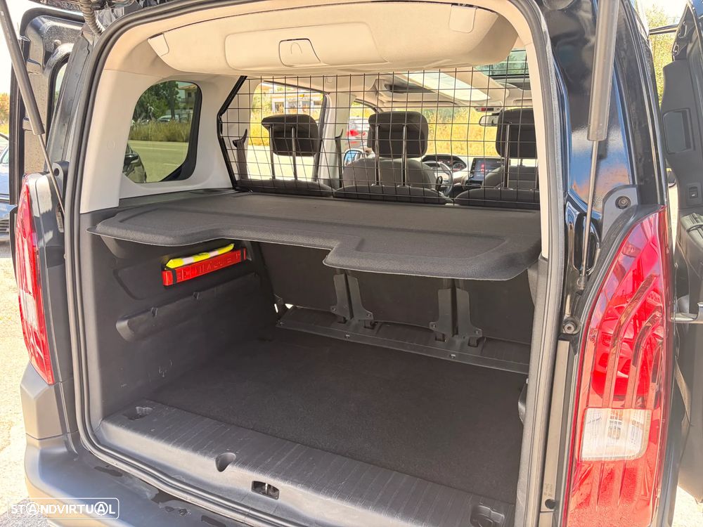 Peugeot Rifter 1.5 BlueHDi GT Line EAT8 - 38