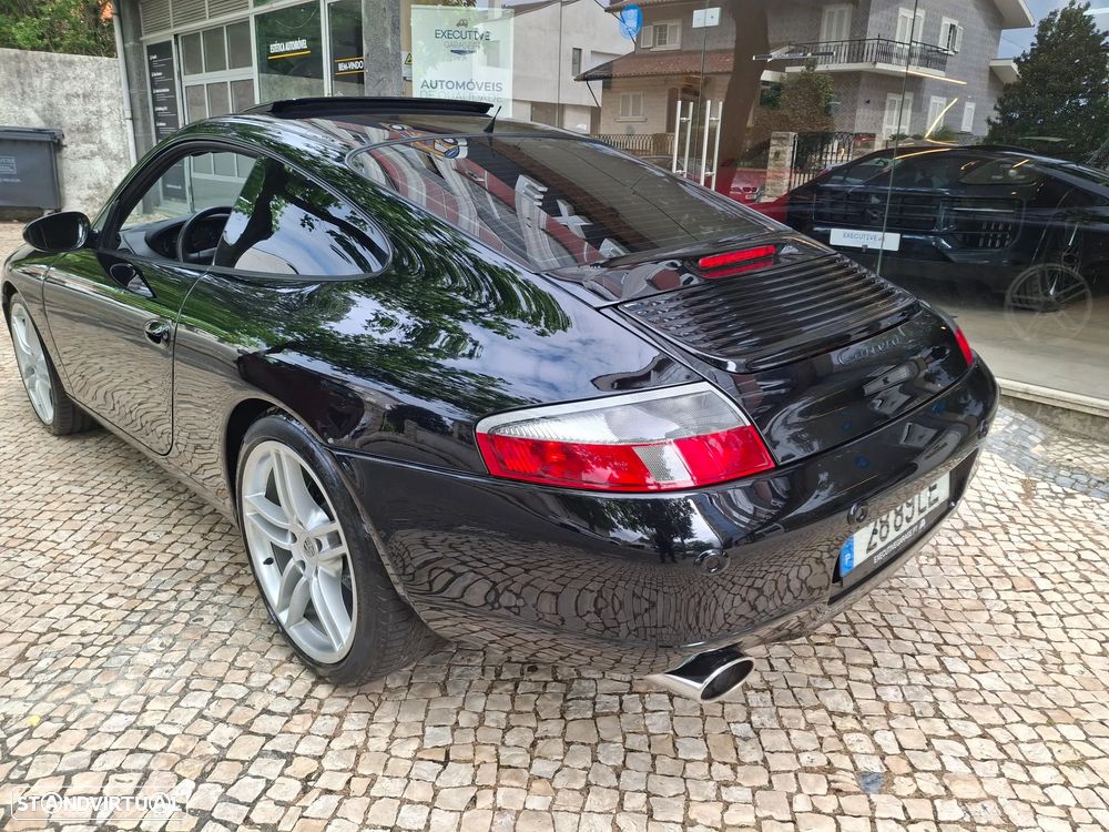 Porsche 911 (996) Carrera Coupé - 6