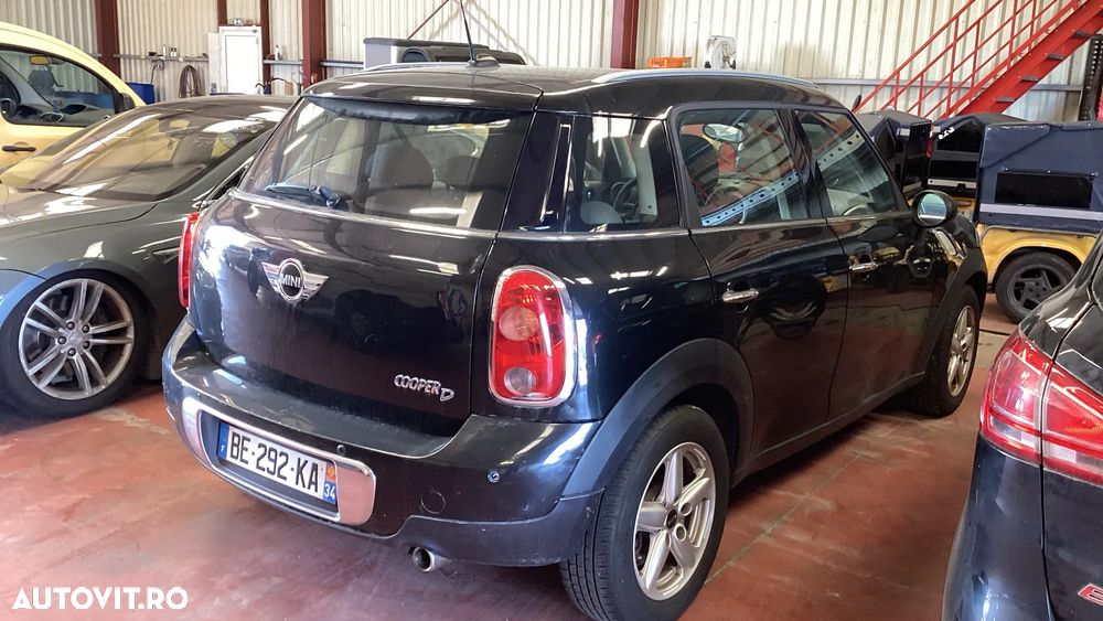 Mini Countryman Cooper D - 2