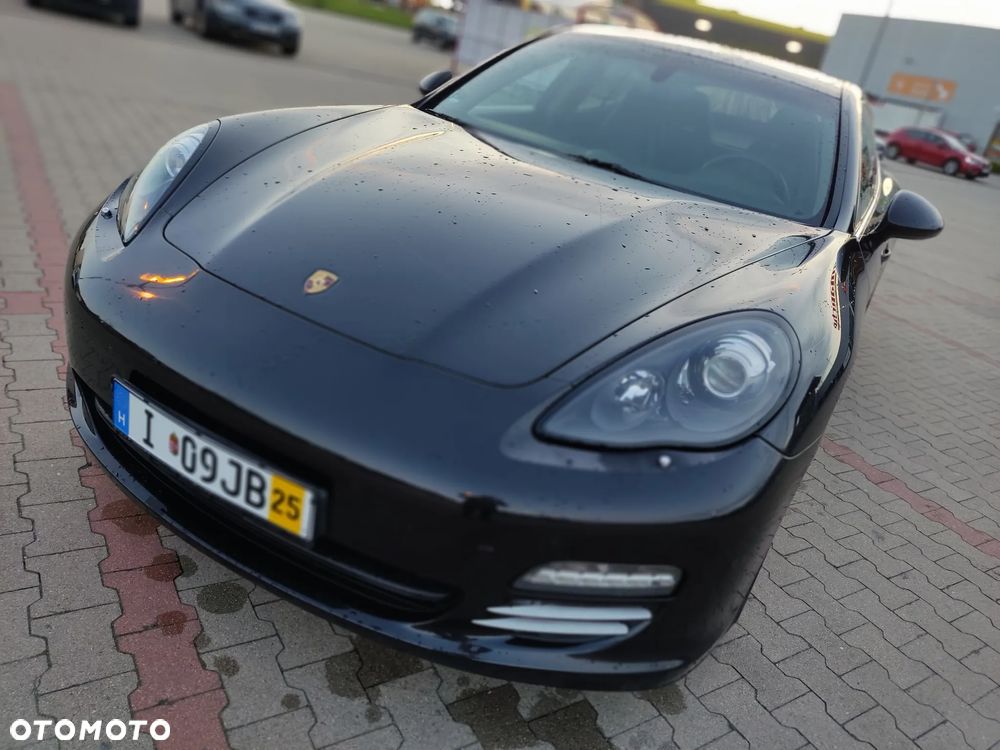 Porsche Panamera 4S PDK - 13