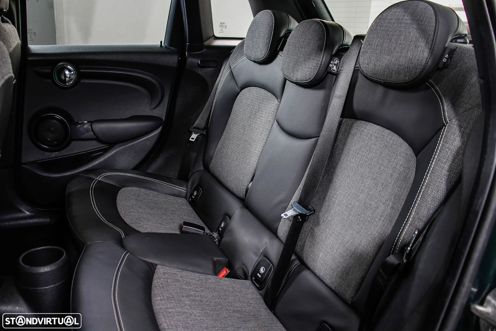 MINI 5 Portas Cooper D - 10