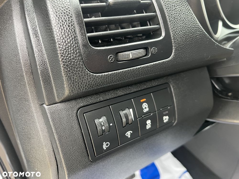 Kia Venga 1.6 CVVT Dream-Team Edition - 19