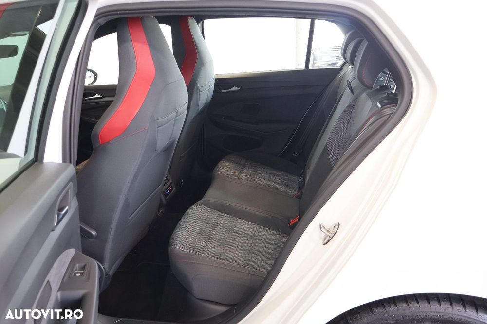 Volkswagen Golf 2.0 TSI OPF DSG GTI - 9