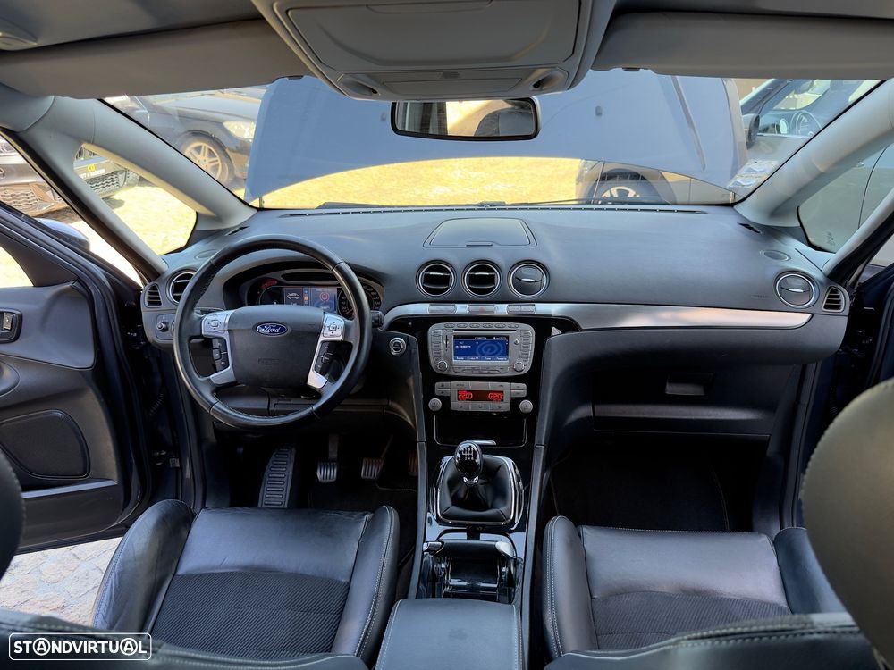 Ford S-Max 2.0 TDCi Titanium 7L - 7