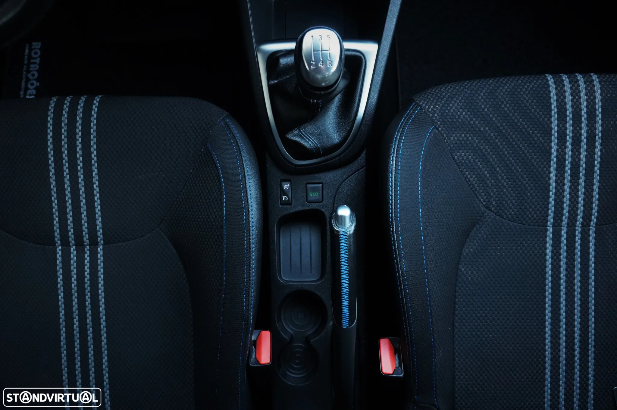 Renault Clio Sport Tourer 1.5 dCi GT Line - 37