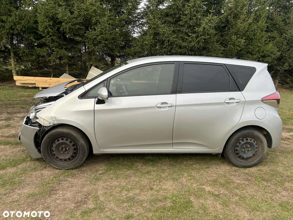 Toyota Verso S 1.33 VVT-i Comfort - 8