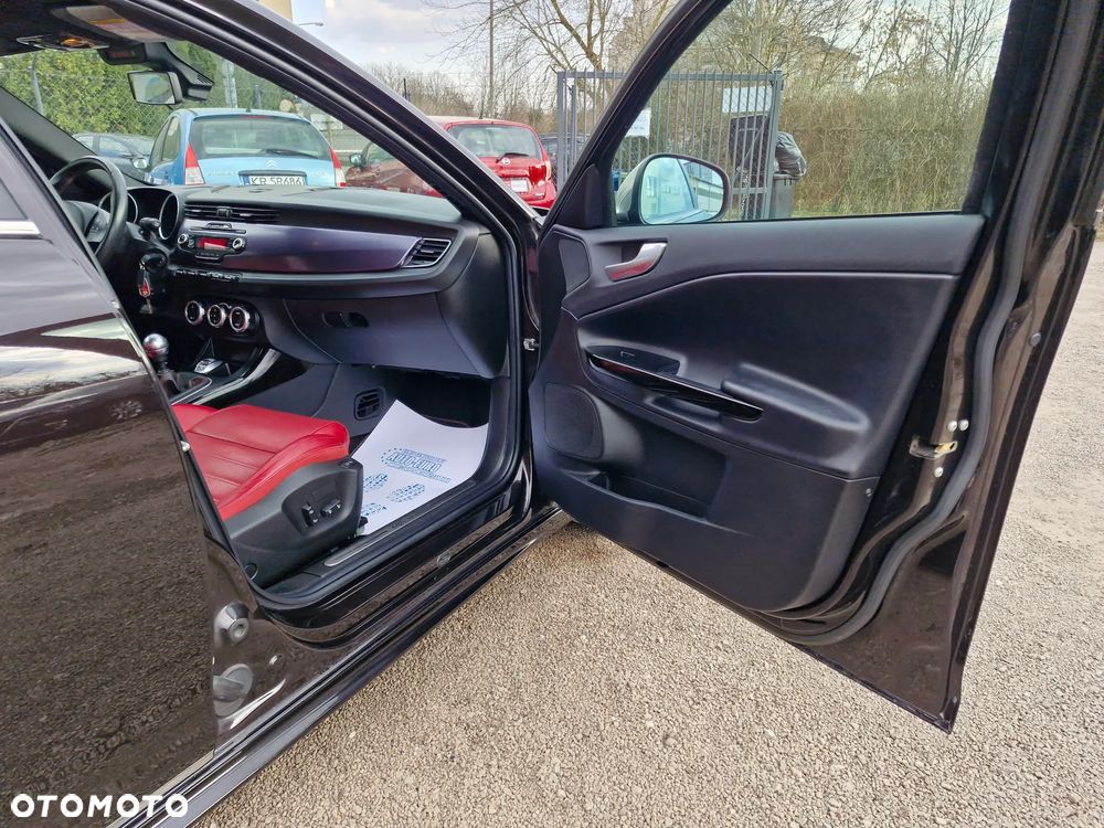 Alfa Romeo Giulietta 1.4 TB 16V Business - 15