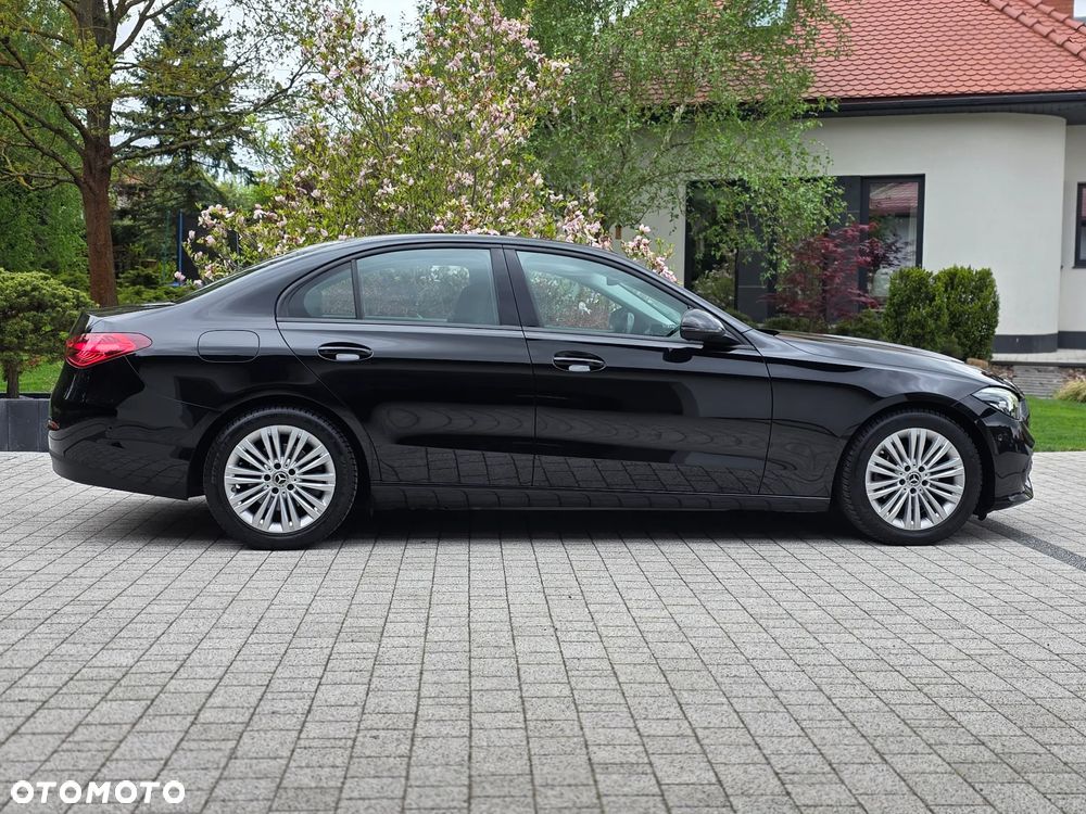 Mercedes-Benz Klasa C 180 mHEV Avantgarde - 8