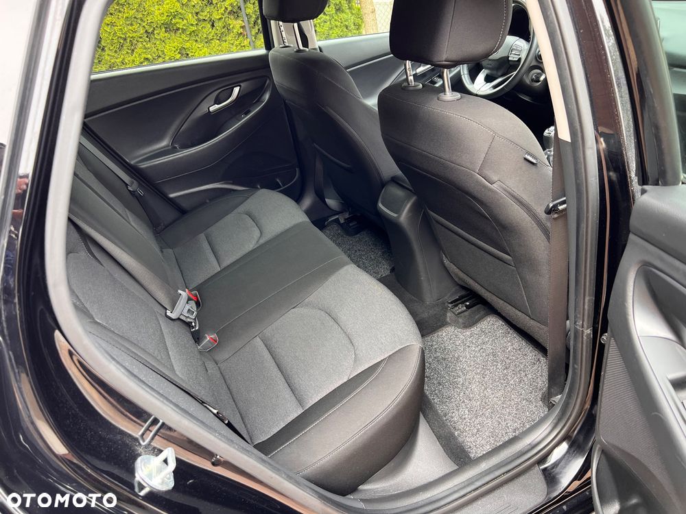 Hyundai i30 1.5 DPI Comfort - 9