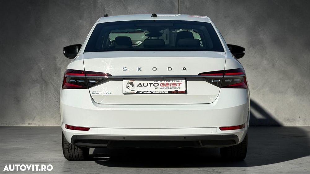 Skoda Superb 2.0 TDI DSG Ambition - 6