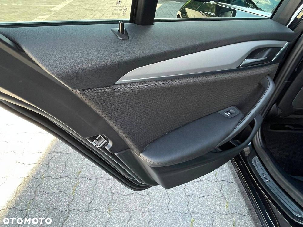 BMW Seria 5 - 11
