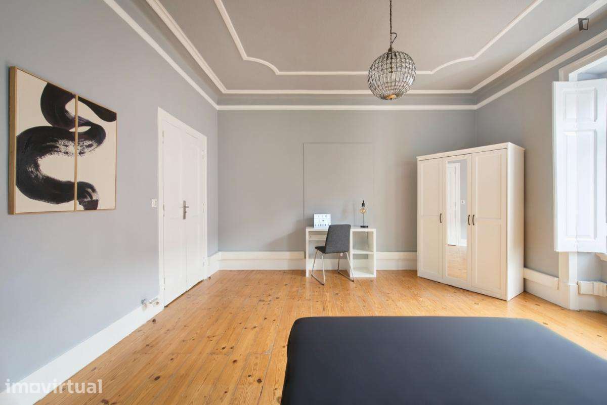 Quarto - localizado em Marquês de Pombal Lisbon - Grande imagem: 5/17