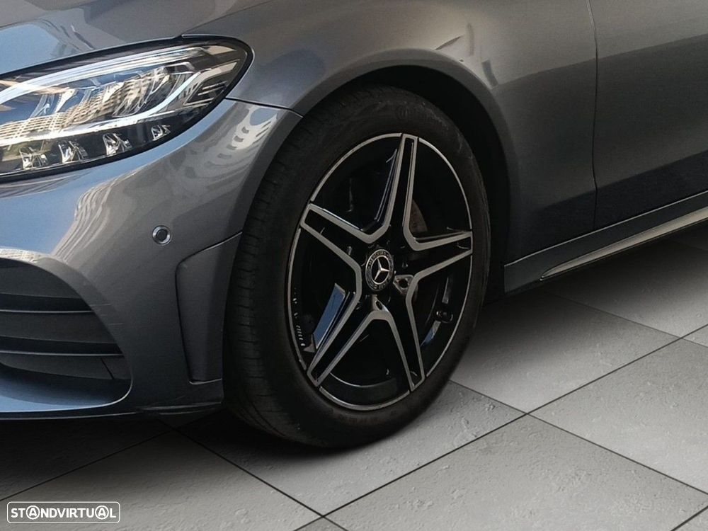 Mercedes-Benz C 180 - 32