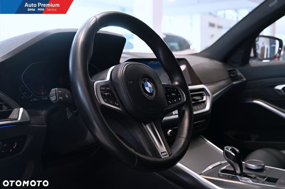 BMW Seria 3 318i - 7