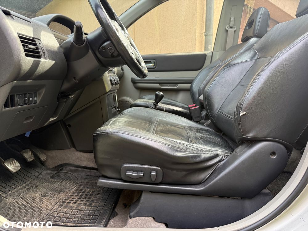 Nissan X-Trail 2.2 dCi Elegance - 7