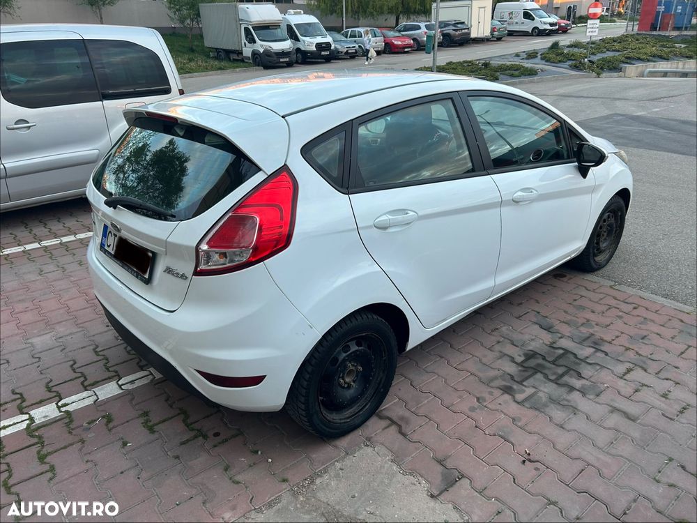 Ford Fiesta 1.5 TDCi DPF Titanium - 3