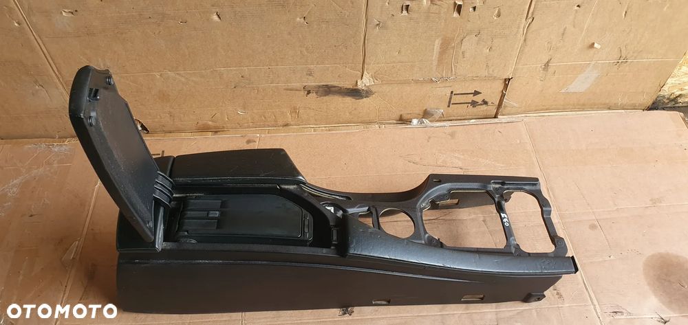 Tunel środkowy podłokietnik skóra skórzany BMW 5 E60 - 6