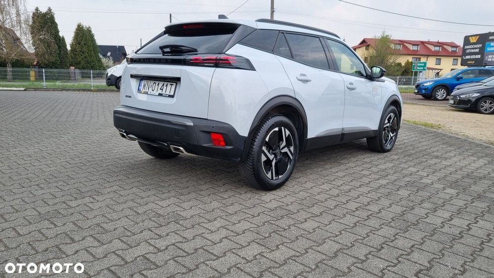 Peugeot 2008 1.2 PureTech Allure S&S EAT8 - 26