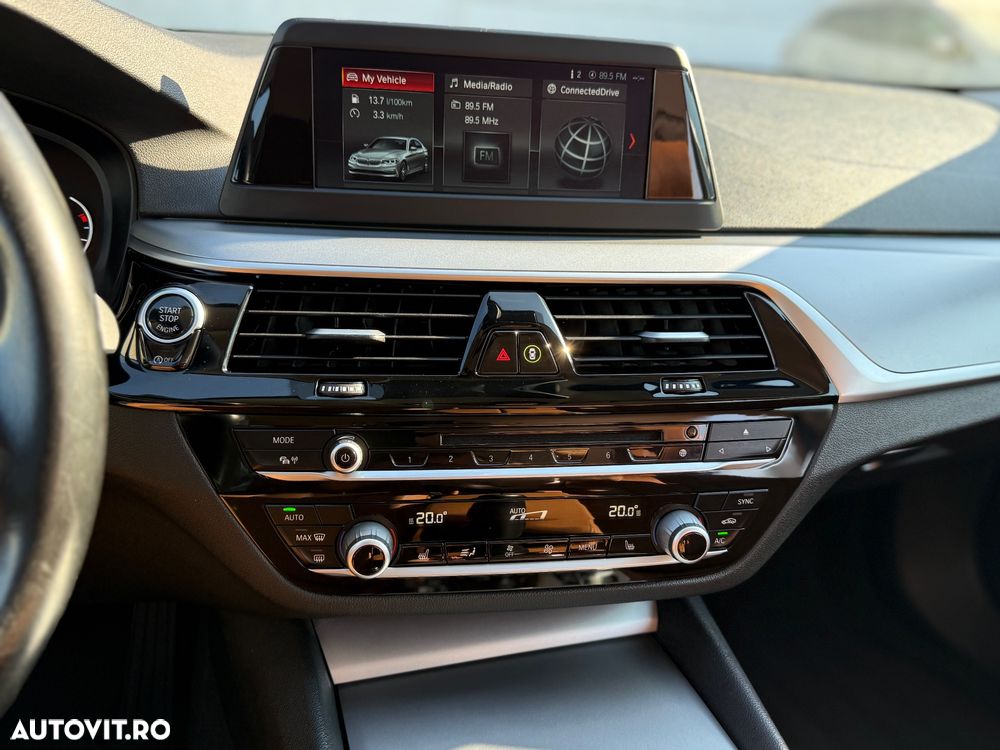 BMW Seria 5 520d AT - 21