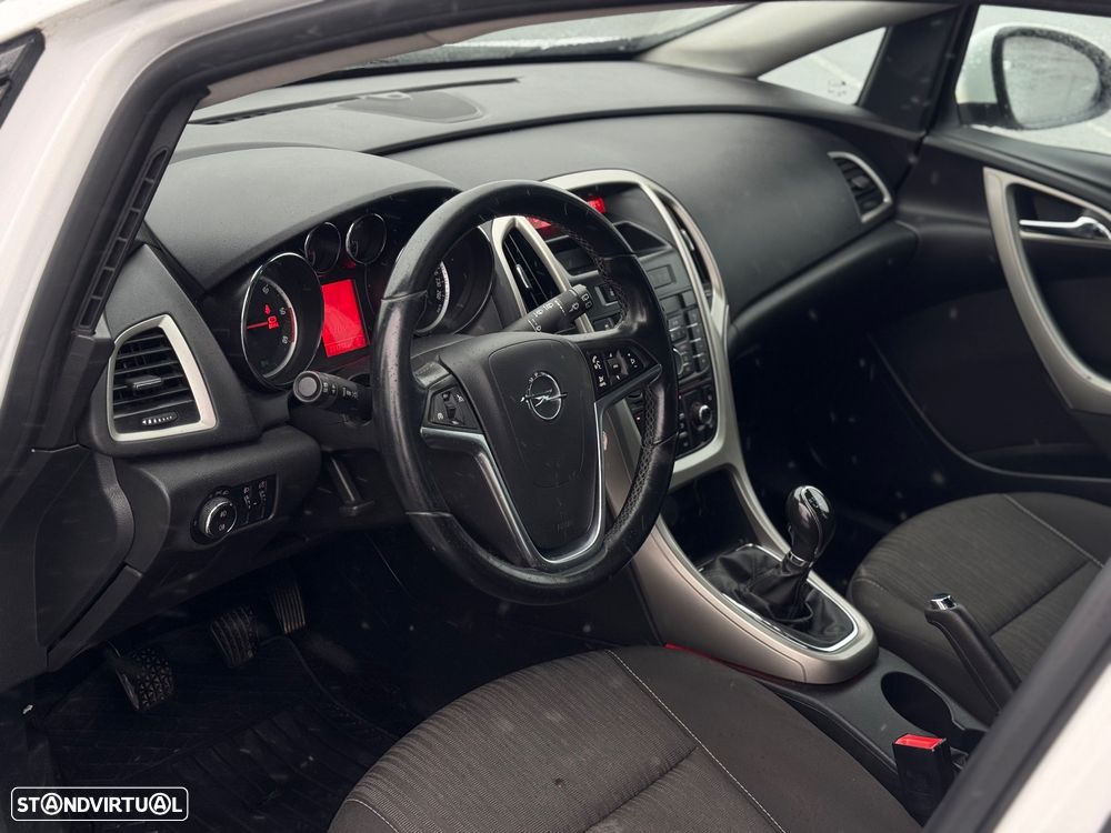 Opel Astra 1.3 CDTi Executive - 5