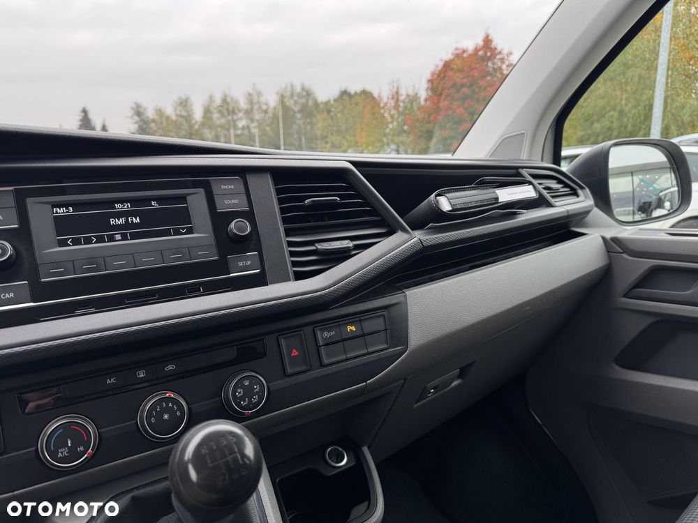 Volkswagen Transporter - 29
