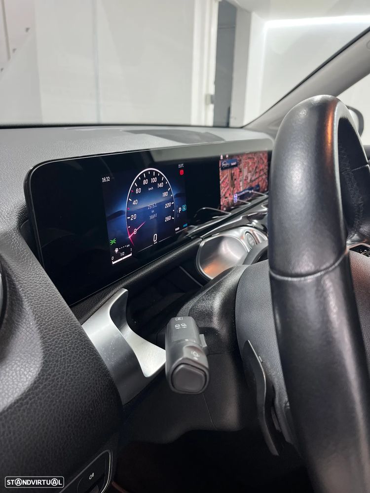 Mercedes-Benz GLB 200 Progressive - 16