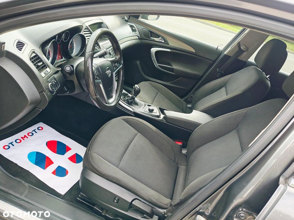 Opel Insignia 2.0 CDTI - 11